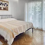4 Bedroom Amazing In Vakantiehuis