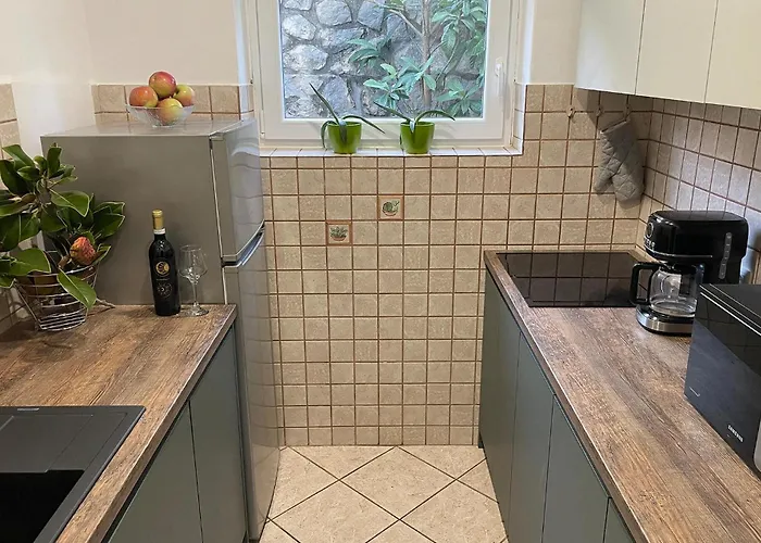 Vakantiehuis In With House Sea View