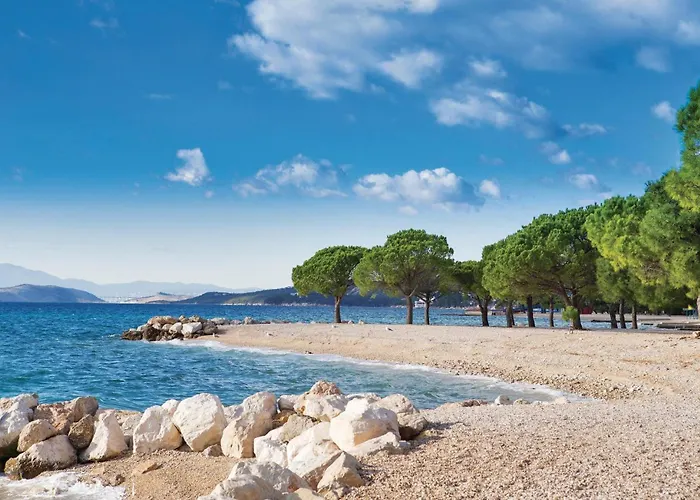 In With House Sea View Selce